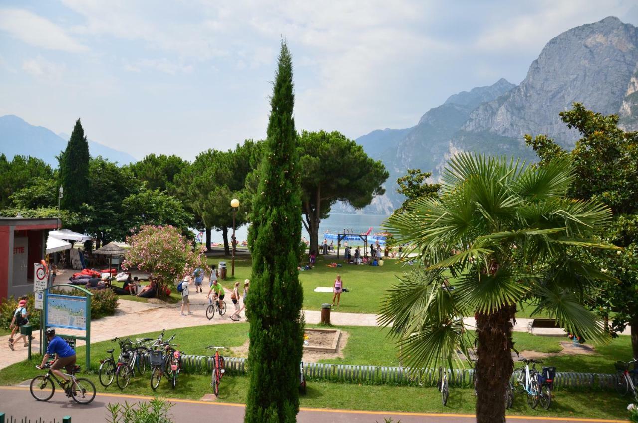 Club Nautico - Phoenix Studio Lake View Рива-дель-Гарда Екстер'єр фото